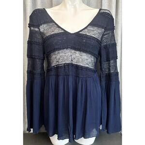 Chaser Woman’s NWT Boho Lace Blouse Peasant Cove Blue Top Medium Bell Sleeve